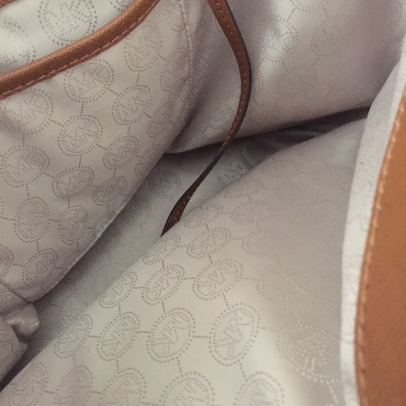 Michael Kors Large Brown bag - Picture 5 of 7